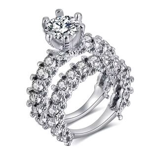 Silver Crystal Engagement Ring Set – Elegant Double Band Bridal